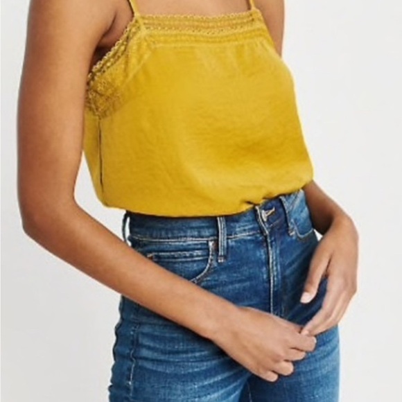 Women's Mustard Yellow Lace Trim Top - Picture 1 of 2